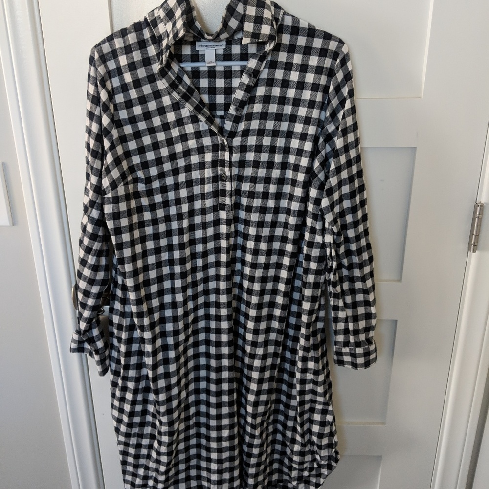 Liz Lange Maternity size M shirt dress